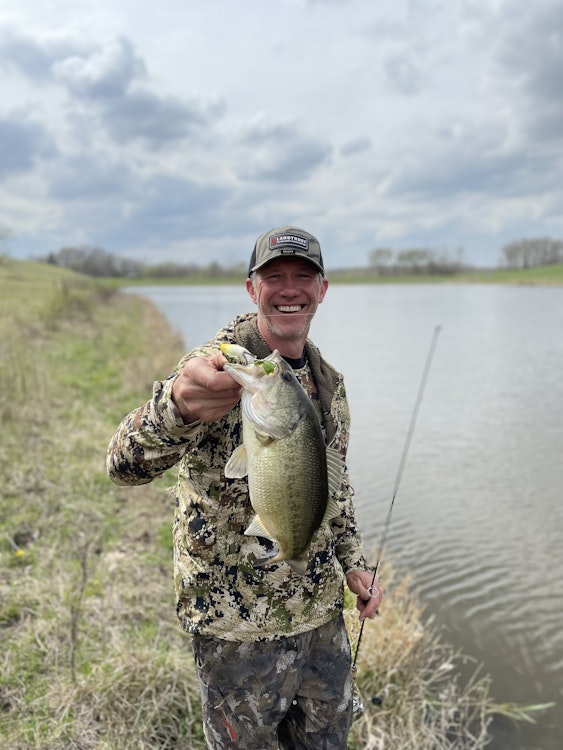 Missouri Pond Fishing 