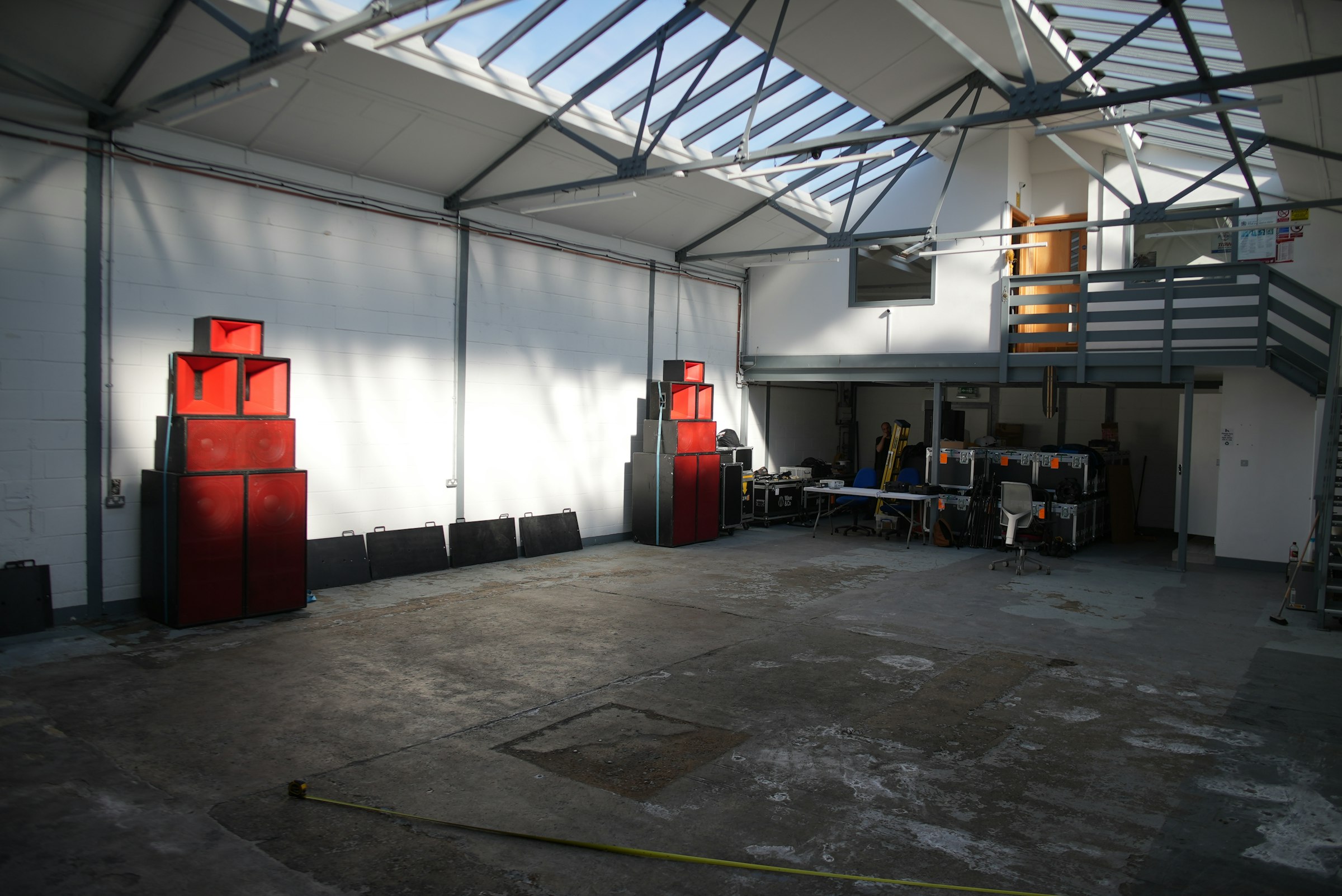 An industrial warehouse to rent in Leyton