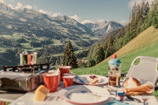 Breakfast with a view of the Diemtigtal Nature Park