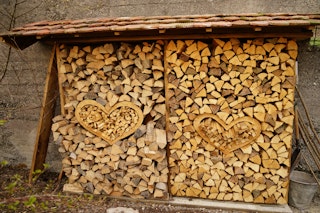 Wood for barbecue