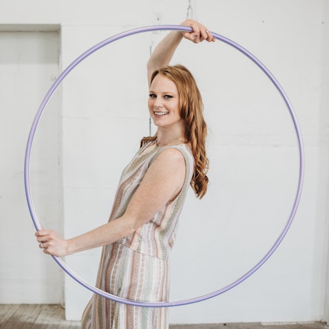 Learn ,fitness-and-wellbeing.hula-hooping, with Brittany C | Amphy