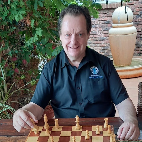Learn ,passion.chess, with Clyde W | Amphy